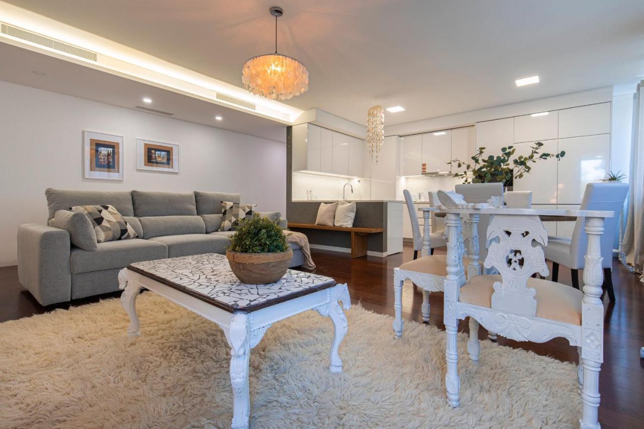 Touch Of Class 2Bdr Apartment By Lovelystay Кашкайш Екстер'єр фото